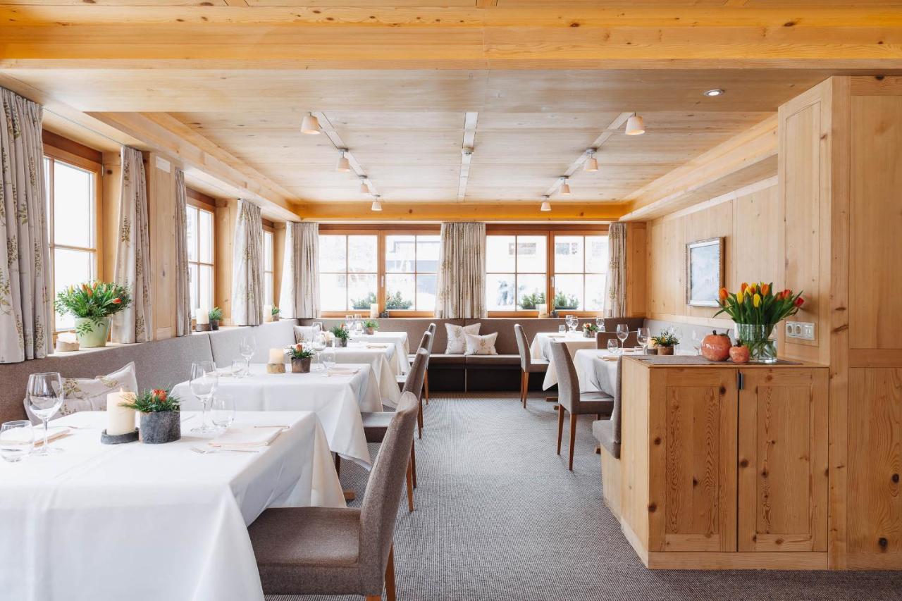 Hotel Aurora Lech am Arlberg Exterior photo
